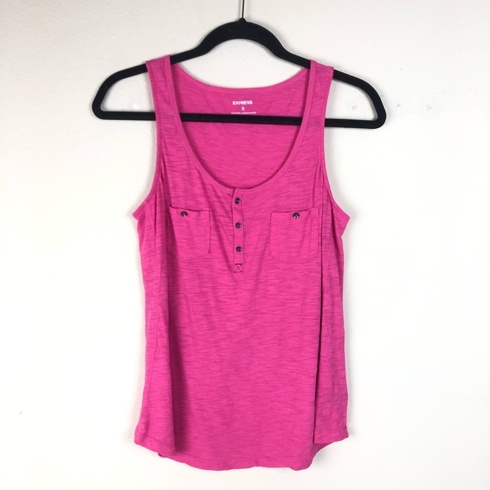 EXPRESS WOMEN’S PINK TANK TOP IN A MEDIUM